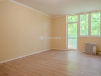 Eladó téglalakás, Miskolcon, Pozsonyi utcában 32.5 M Ft