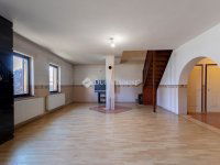 Eladó családi ház, XVIII. kerületben 104.9 M Ft, 6 szobás