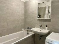 Eladó téglalakás, III. kerületben 141.9 M Ft, 3 szobás