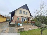 Eladó nyaraló, Lakitelken 40 M Ft, 6 szobás