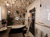 Eladó családi ház, Vecsésen 119.9 M Ft, 3 szobás