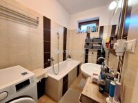 Eladó családi ház, Kecskeméten 99.9 M Ft, 6 szobás