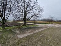 Kiadó ipari ingatlan, Komáromban 300 E Ft / hó