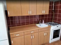 Kiadó téglalakás, albérlet