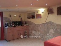 Eladó családi ház, Vonyarcvashegyen 145 M Ft, 7+1 szobás