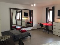 Kiadó téglalakás, albérlet, Pécsett, Perczel Miklós utcában