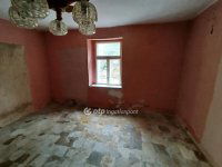 Eladó családi ház, Pécsett 18.99 M Ft, 1 szobás