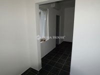 Eladó üzlethelyiség, Zalaszentivánon 130 M Ft, 2 szobás