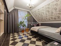 Eladó családi ház, XIV. kerületben 450 M Ft, 6 szobás