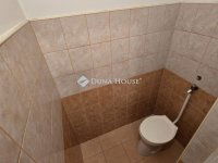 Eladó üzlethelyiség, Lajosmizsén 26.9 M Ft, 2 szobás