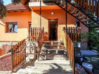 Eladó családi ház, Budaörsön 219.8 M Ft, 4+1 szobás