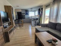 Eladó téglalakás, Szegeden 93.9 M Ft, 4 szobás