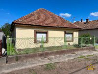 Eladó családi ház