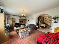 Eladó családi ház, Cegléden 69.9 M Ft, 5 szobás