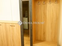 Eladó panellakás, Debrecenben 56.5 M Ft, 3 szobás