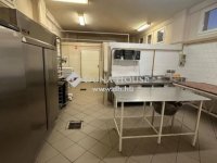 Eladó családi ház, Pécsett 235 M Ft, 4 szobás