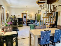 Eladó családi ház, II. kerületben 248 M Ft, 5 szobás