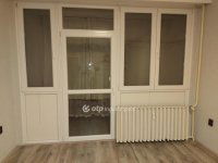 Eladó panellakás, Pécsett 53.9 M Ft, 3 szobás