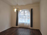 Kiadó téglalakás, albérlet