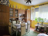 Eladó panellakás, Pécsett 47.9 M Ft, 2 szobás