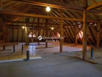 Eladó családi ház, XVI. kerületben 380 M Ft, 5 szobás