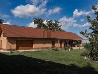 Eladó családi ház