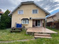 Eladó családi ház, Budakalászon 169.9 M Ft, 5 szobás