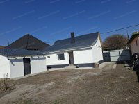 Eladó családi ház, Szolnokon 36.8 M Ft, 2 szobás