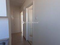 Eladó panellakás, Kecskeméten 45.9 M Ft, 2 szobás