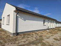 Eladó ikerház, Nagybajcson 75 M Ft, 3 szobás