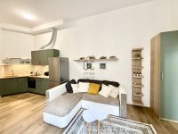 Eladó téglalakás, VI. kerületben 79.5 M Ft, 2 szobás