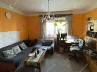 Eladó családi ház, Balatonszabadiban 64.9 M Ft, 4 szobás