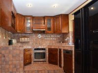 Eladó családi ház, II. kerületben 324 M Ft, 6 szobás