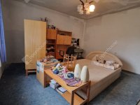 Eladó családi ház, Rédén 16.5 M Ft, 3 szobás