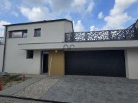 Eladó családi ház, Budajenőn 178.9 M Ft, 5 szobás