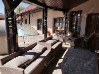 Eladó családi ház, Kisbéren 100 M Ft, 7 szobás