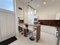 Eladó téglalakás, Debrecenben 89.9 M Ft, 3 szobás