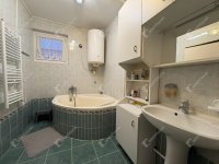 Eladó családi ház, Debrecenben 99.5 M Ft, 4 szobás