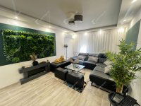 Eladó panellakás, Debrecenben 77.9 M Ft, 3 szobás