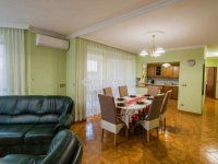 Eladó családi ház, Siófokon 299 M Ft, 8 szobás