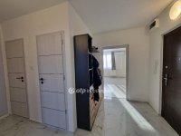 Eladó panellakás, Pápán 44.75 M Ft, 2 szobás