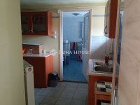 Eladó családi ház, Szentmártonkátán 77 M Ft, 6 szobás