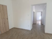 Eladó családi ház, Bagon 74.9 M Ft, 5 szobás