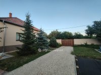 Eladó családi ház, Szentesen 68 M Ft, 3 szobás