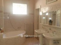 Eladó családi ház, Békéscsabán 119 M Ft, 5 szobás