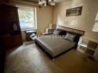 Eladó családi ház, Pécsett 59.9 M Ft, 2 szobás