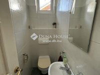 Eladó családi ház, Vecsésen 172 M Ft, 2 szobás