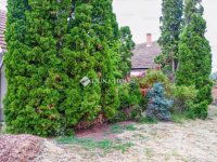 Eladó családi ház, Szegeden 62 M Ft, 5 szobás