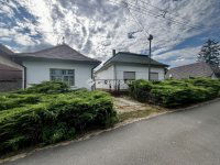 Eladó családi ház, Teklafalun 8 M Ft, 2 szobás