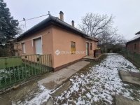 Eladó családi ház, Gyálon 75.9 M Ft, 3 szobás